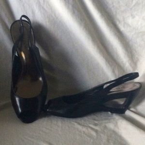 ALFANI FANCY PUMPS never worn size 6.5